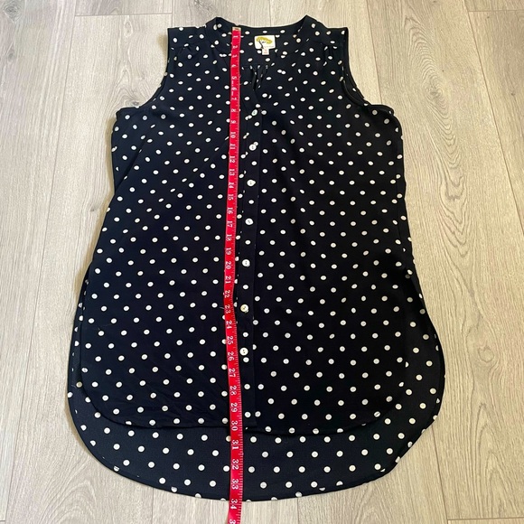 Polkadot Sleeveless Black and White Button Shirt Blouse - Picture 9 of 12